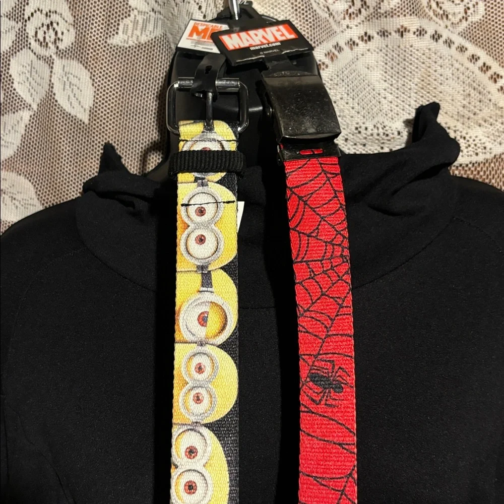 Two Graphic kids Belts marvel spider man osfm and despicable me m/l